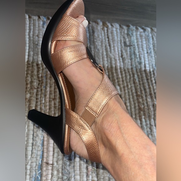 Patrizia Rola Sandal by SpringStep size 38 or a 7.5 - 8 - NWT - Picture 12 of 12